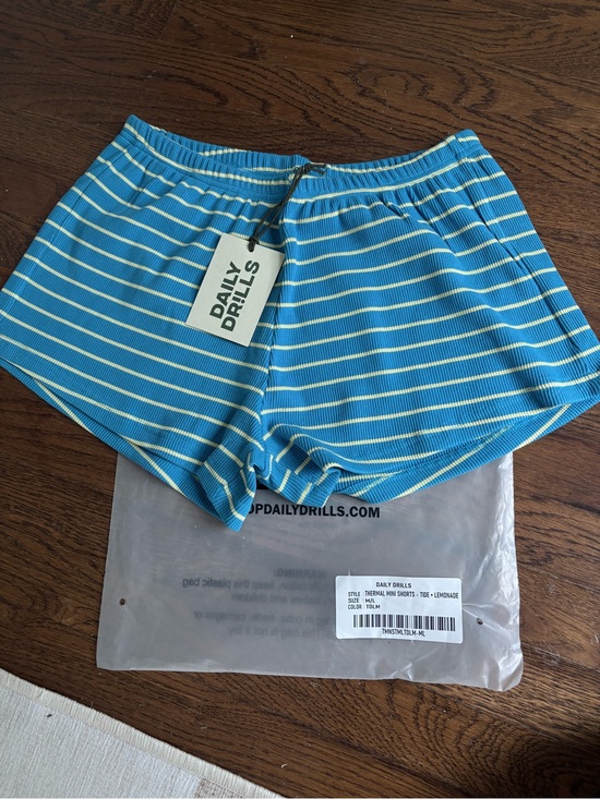 Daily Drills Pants - Daily Drills Women’s Lemonade Stripe Knit Thermal Shorts M/L